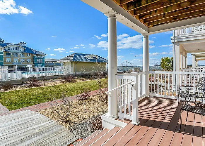 Sunset Island - Beachside Mews 1 & 2 Holiday home