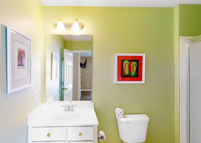 Sunset Island - Beachside Mews 1 & 2 * Ocean City