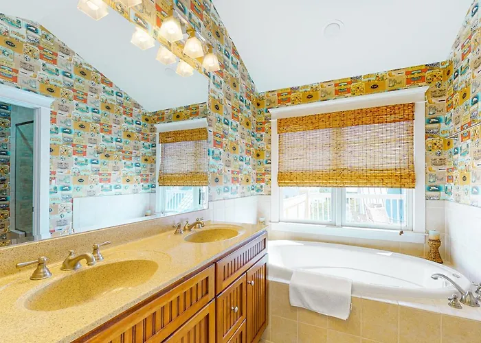 Sunset Island - Beachside Mews 1 & 2 Ocean City