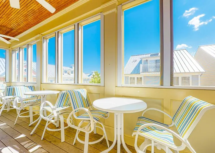 Sunset Island - Beachside Mews 1 & 2 Holiday home
