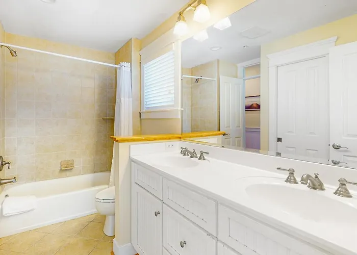 Sunset Island - Beachside Mews 1 & 2 * Ocean City